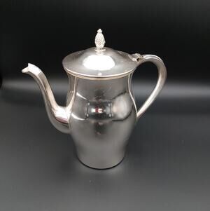Vintage WM Rogers Paul Revere Silver Plate Teapot Pineapple Finial Mid Century